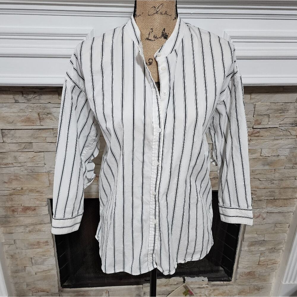 Joie black and white ruched sleeve button down shirt size XS